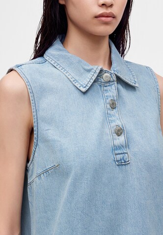 Rochie de la GAP pe albastru