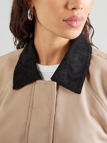 VERO MODA Демисезонная парка 'VMANNIKA' в Бежевый