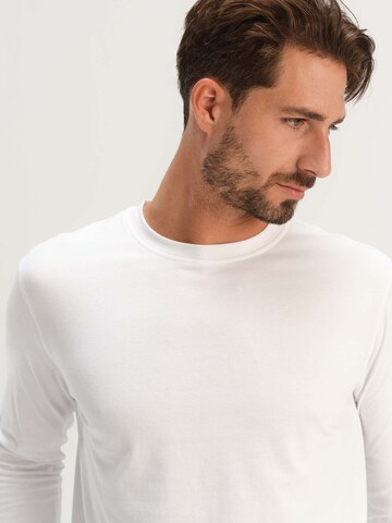 T-Shirt TRAPP en blanc