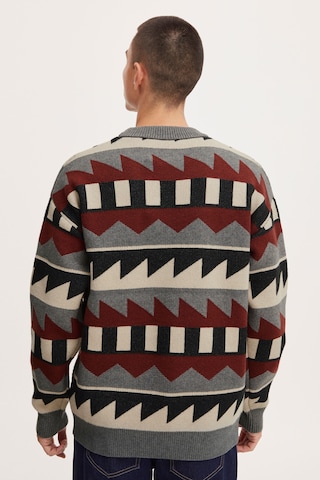 !Solid Pullover in Mischfarben