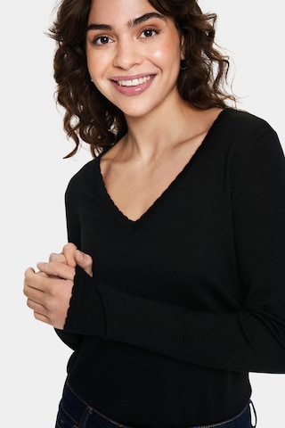 SAINT TROPEZ Sweater in Black
