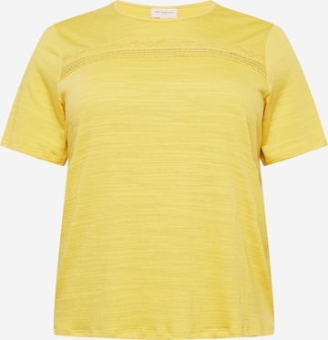ONLY Carmakoma Тениска 'YRSA' в жълто: отпред