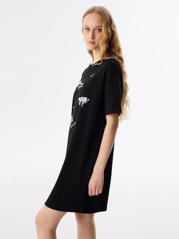 Twist Dress in Black