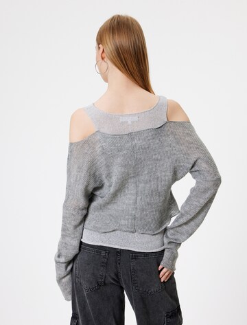 Koton Pullover in Grau