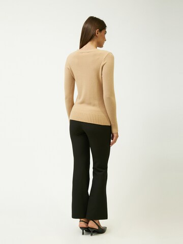 Pullover di Influencer in beige