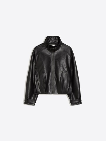 Geacă de primăvară-toamnă de la Bershka pe negru: față