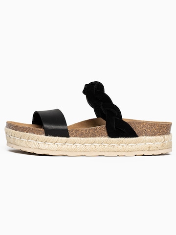 Bayton Mules 'Clarence' in Black: front