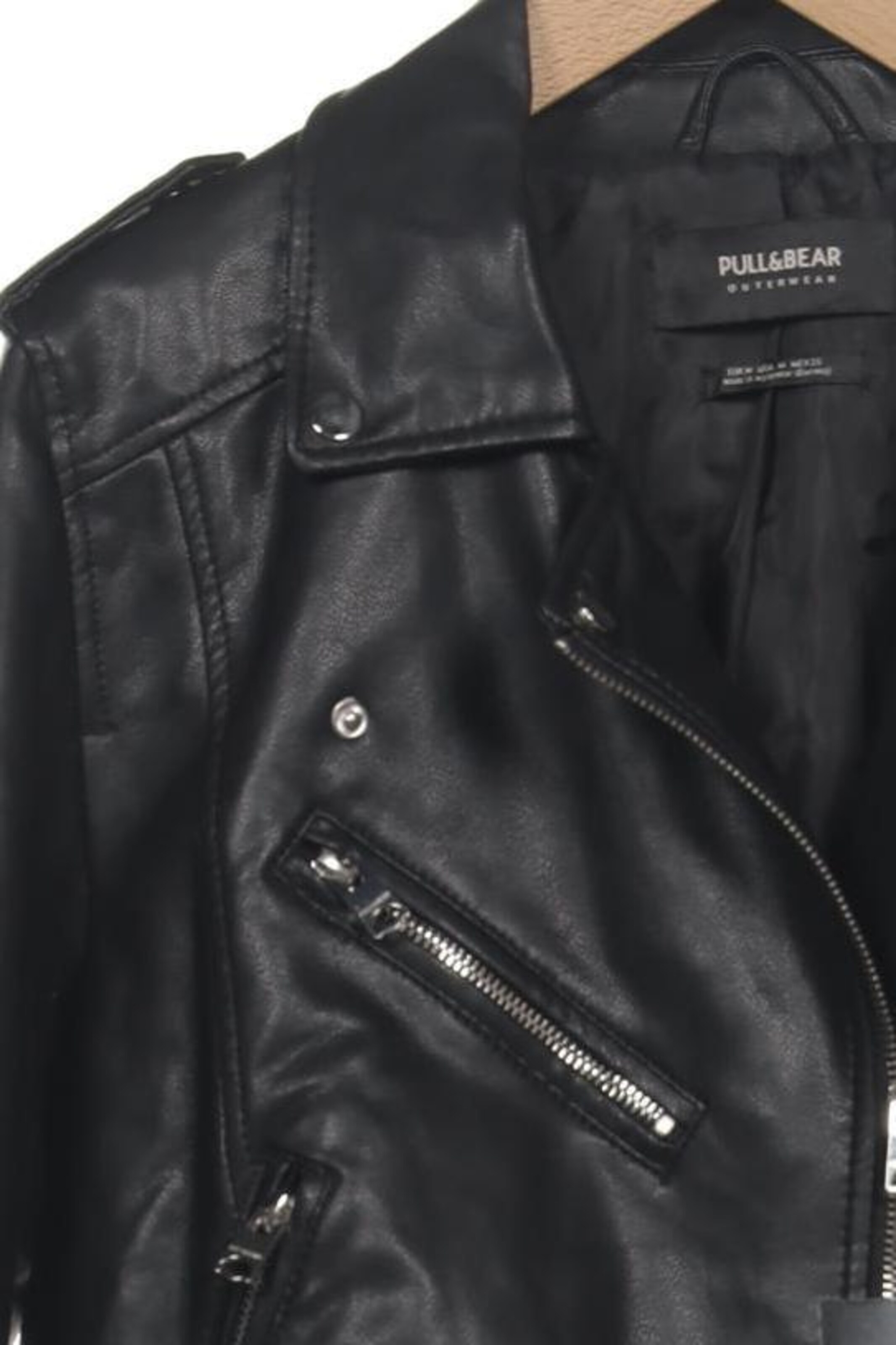 Pull&Bear Jacke M in Schwarz