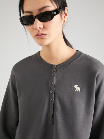 Abercrombie & Fitch Sweatshirt in Grey