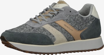 GANT Sneakers in Grey: front