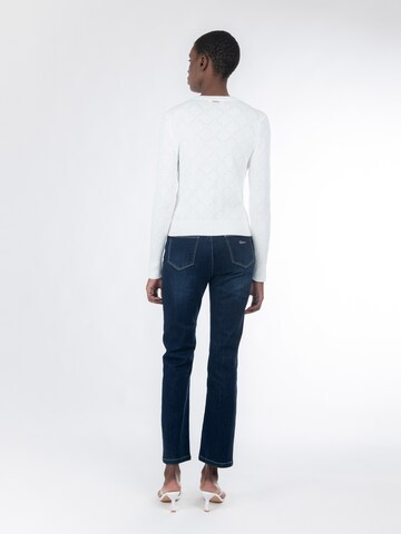 Influencer Kardigan – bílá