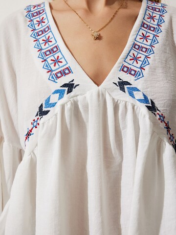 Happiness İstanbul Blouse in Beige