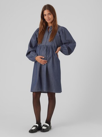 Robe 'JEANNE' MAMALICIOUS en bleu