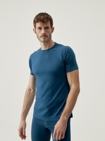 Born Living Yoga Performance Shirt 'Otawa' in Blue: front
