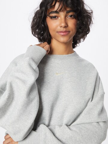 Nike Sportswear Sweatshirt 'Phoenix Fleece' in Grau