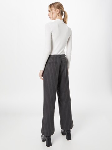 SISTERS POINT Wide leg Pants 'ELVIA' in Grey