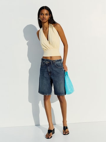 Wide leg Jeans di Bershka in blu: frontale