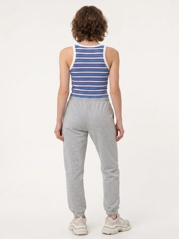 Alexa Dash Tapered Broek in Grijs