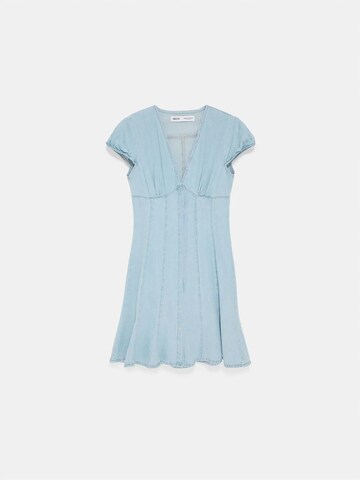Dilvin Dress in Blue: front