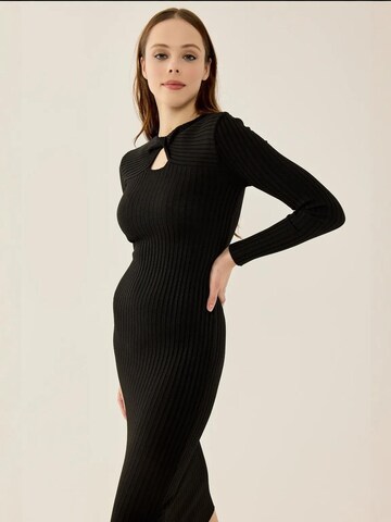 Abito in maglia di Hiccup in nero