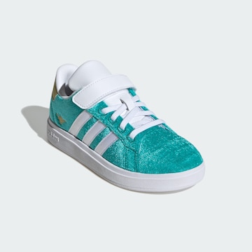 Baskets 'Adidas Disney Jasmine Grand Court 2.0' ADIDAS SPORTSWEAR en vert