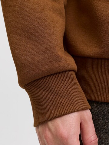 Sweat-shirt 'JJEBradley' JACK & JONES en marron