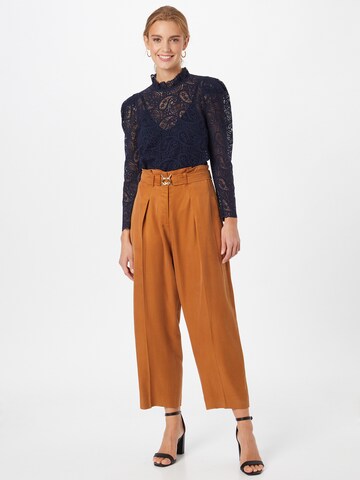 IVY OAK Bluse i blå