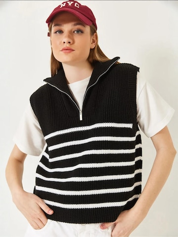 Pullover di Bianco Lucci in nero: frontale