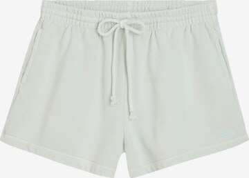 LEVI'S ® Pants 'Snack Sweatshort' in Green: front