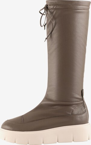 Högl Boots in Brown: front