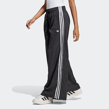 ADIDAS ORIGINALS Wide Leg Hose in Schwarz: predná strana