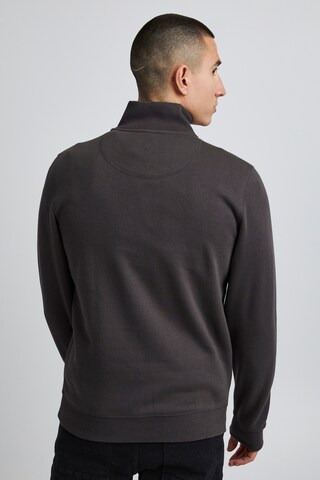 11 Project Pullover 'SIBE' in Grau