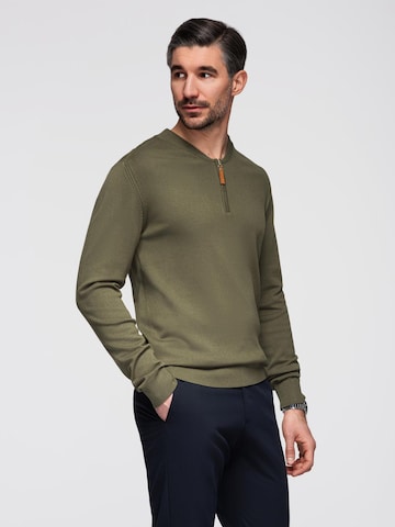 Pullover di Ombre in verde: frontale