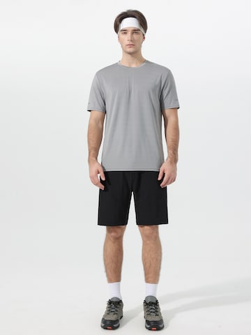 YOUTHUP Performance Shirt 'Kühlschicht' in Grey