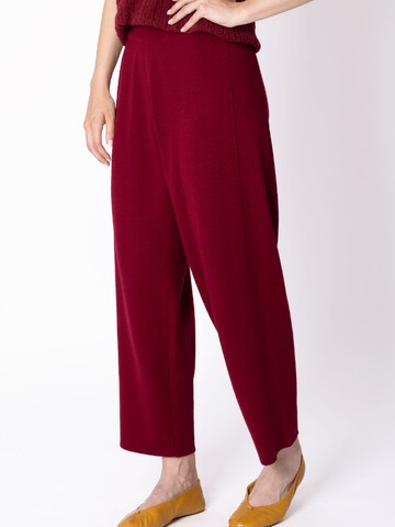 IVKO Woman Regular Hose in Rot: Vorderseite