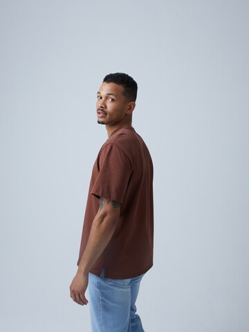 ABOUT YOU x Benny Cristo Shirt 'Jay' in Brown