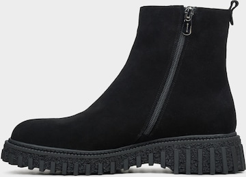 Estro Ankelboots '22-8951' i svart: framsida
