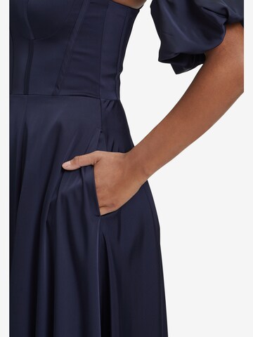 Vera Mont Evening Dress in Blue