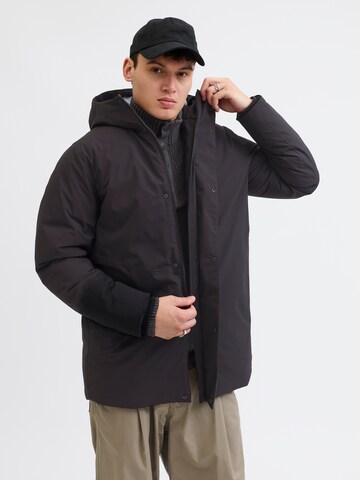 JACK & JONES Winter Parka in Black