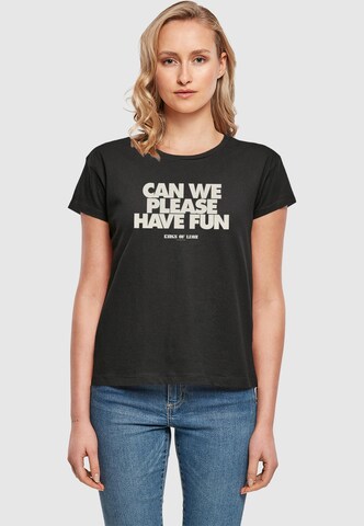 Merchcode Shirt 'Can We Please Have Fun' in Schwarz: Vorderseite