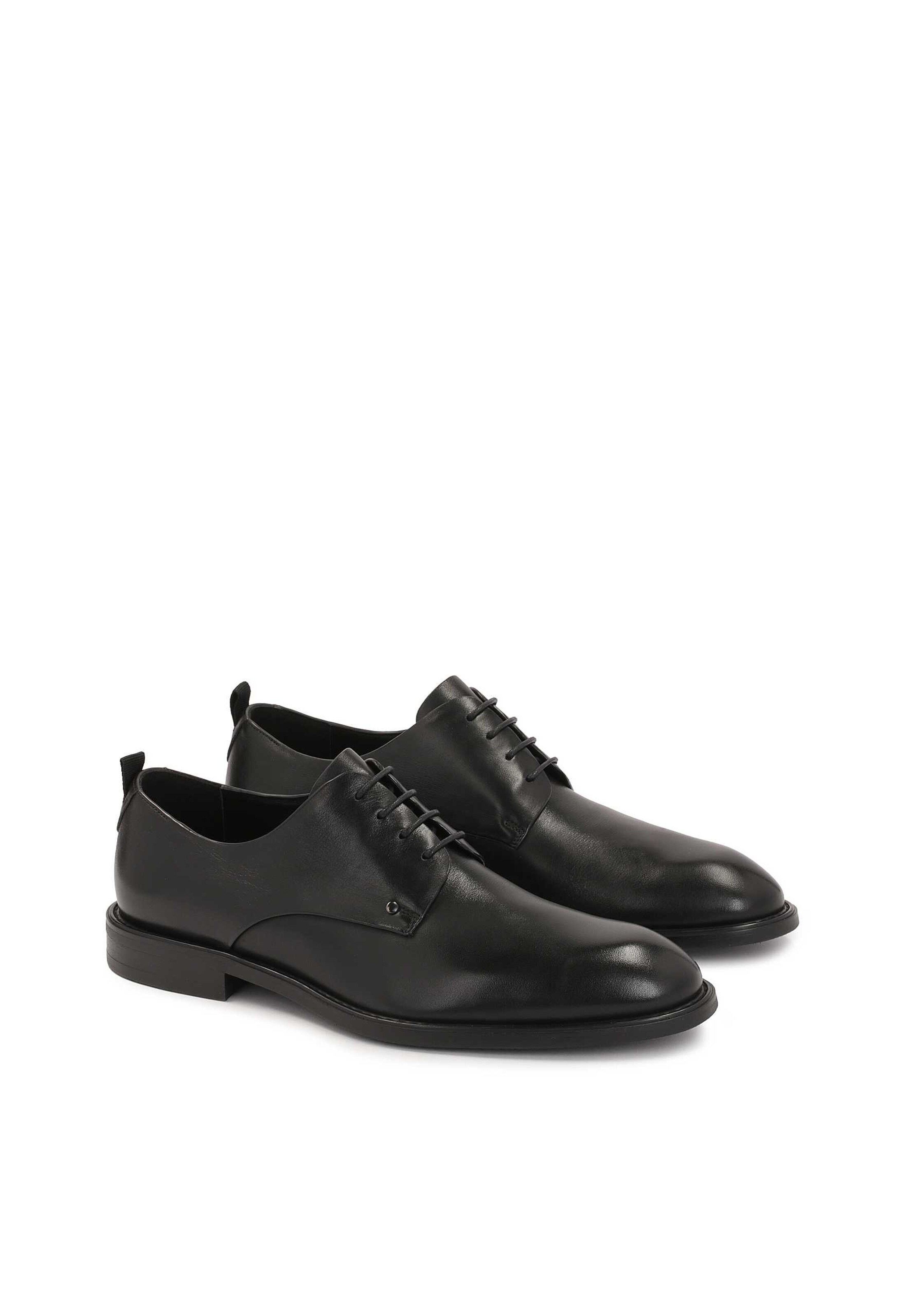 Kazar Schnürschuh in Schwarz