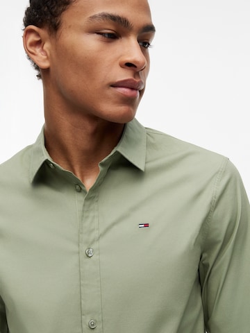 Coupe slim Chemise Tommy Jeans en vert