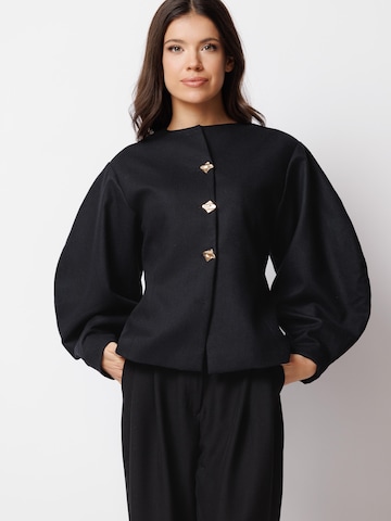 Veste mi-saison 'Lyra' Couture de Marie en noir
