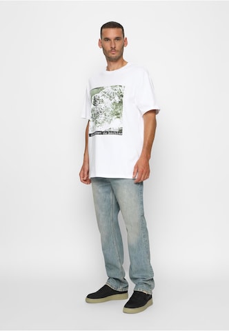 T-Shirt 'Rage Against the Machine' MT Upscale en blanc