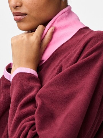PIECES Fleece jas 'PCDebz ' in Rood