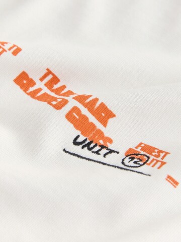 T-Shirt Next en blanc