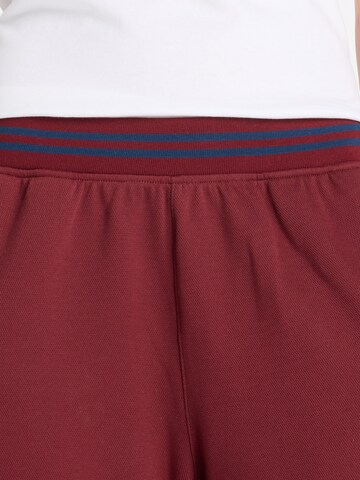 new balance Regular Jogginghose in Rot