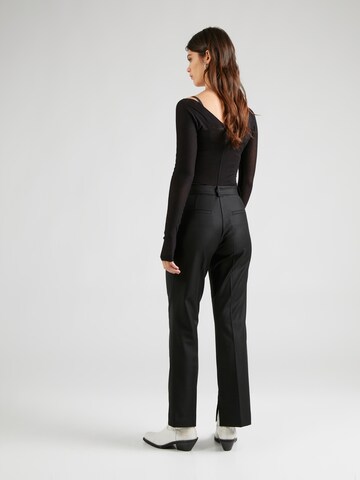 IVY OAK Regular Pleated Pants in Black