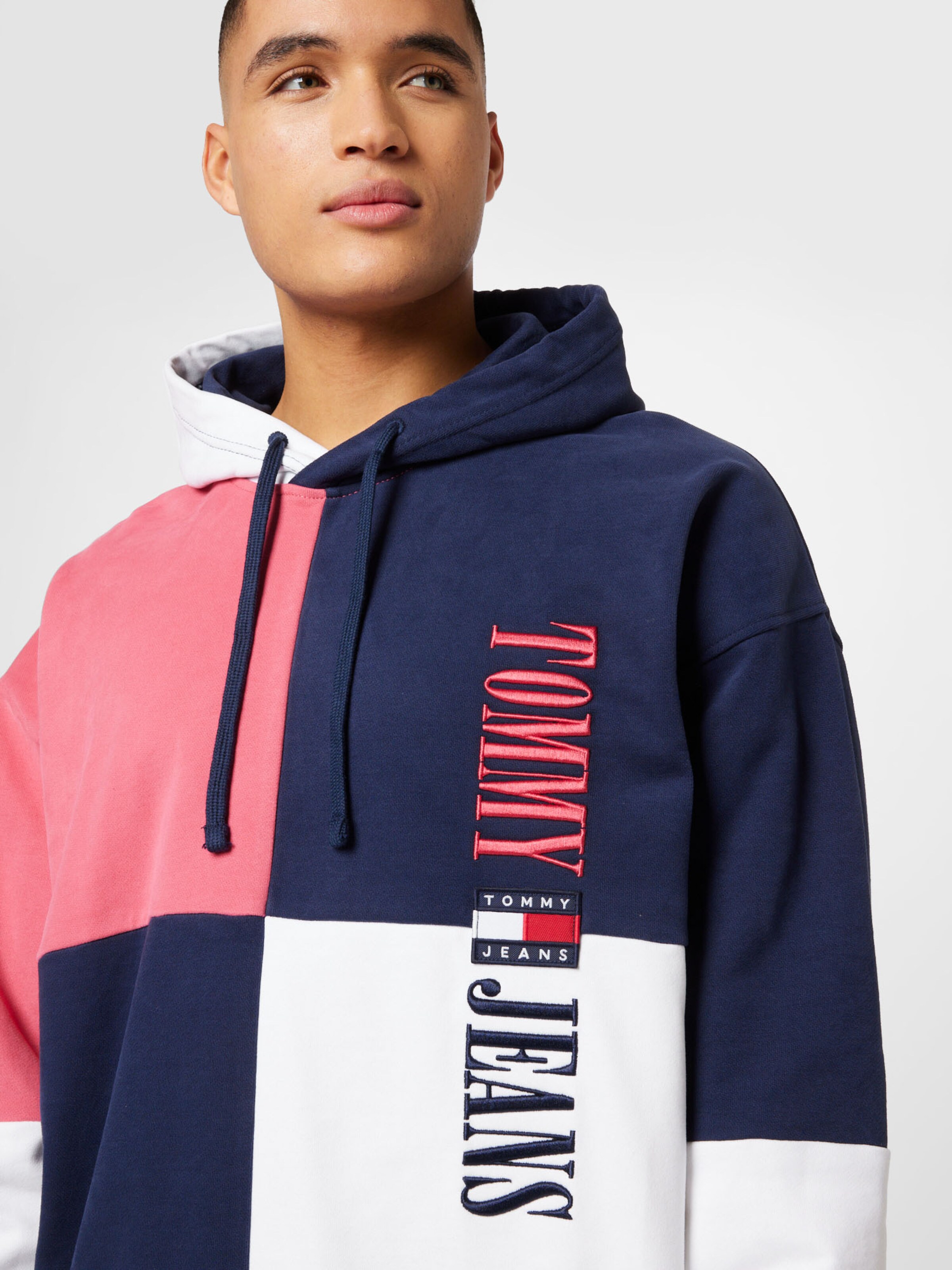 Tommy jeans 90s flag logo hoodie hotsell in navy