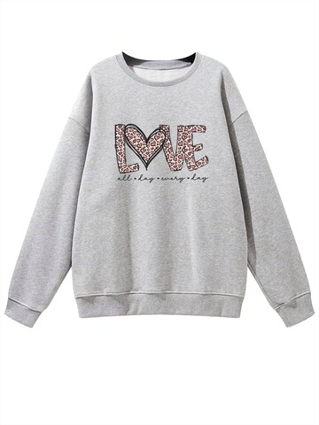 GORHEY Sweatshirt 'Women's Pullover with Leopard Print Heart, Loose Fleece Pullover for Autumn/Winter' in Grijs